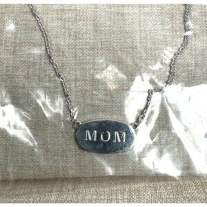 NWT Kendra Scott Mom Elisa Sterling Silver Pendant Necklace